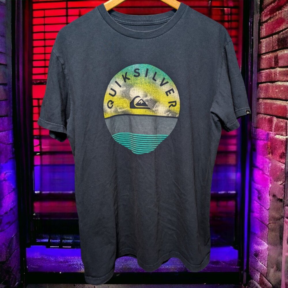 Quicksilver Vintage Y2K Surf Skate Sea Waves T-Shirt, Large